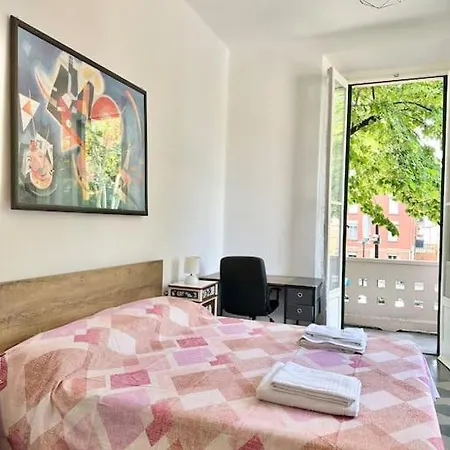 Liberty Vittoria Apartament Parma