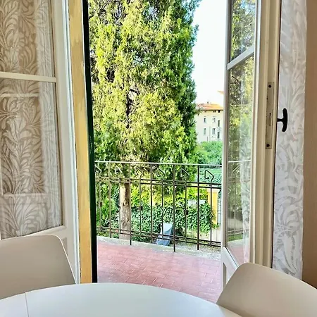 Liberty Vittoria Daire Parma