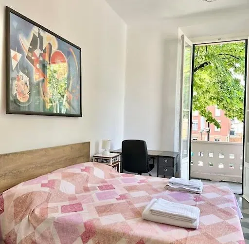 Liberty Vittoria Apartament Parma